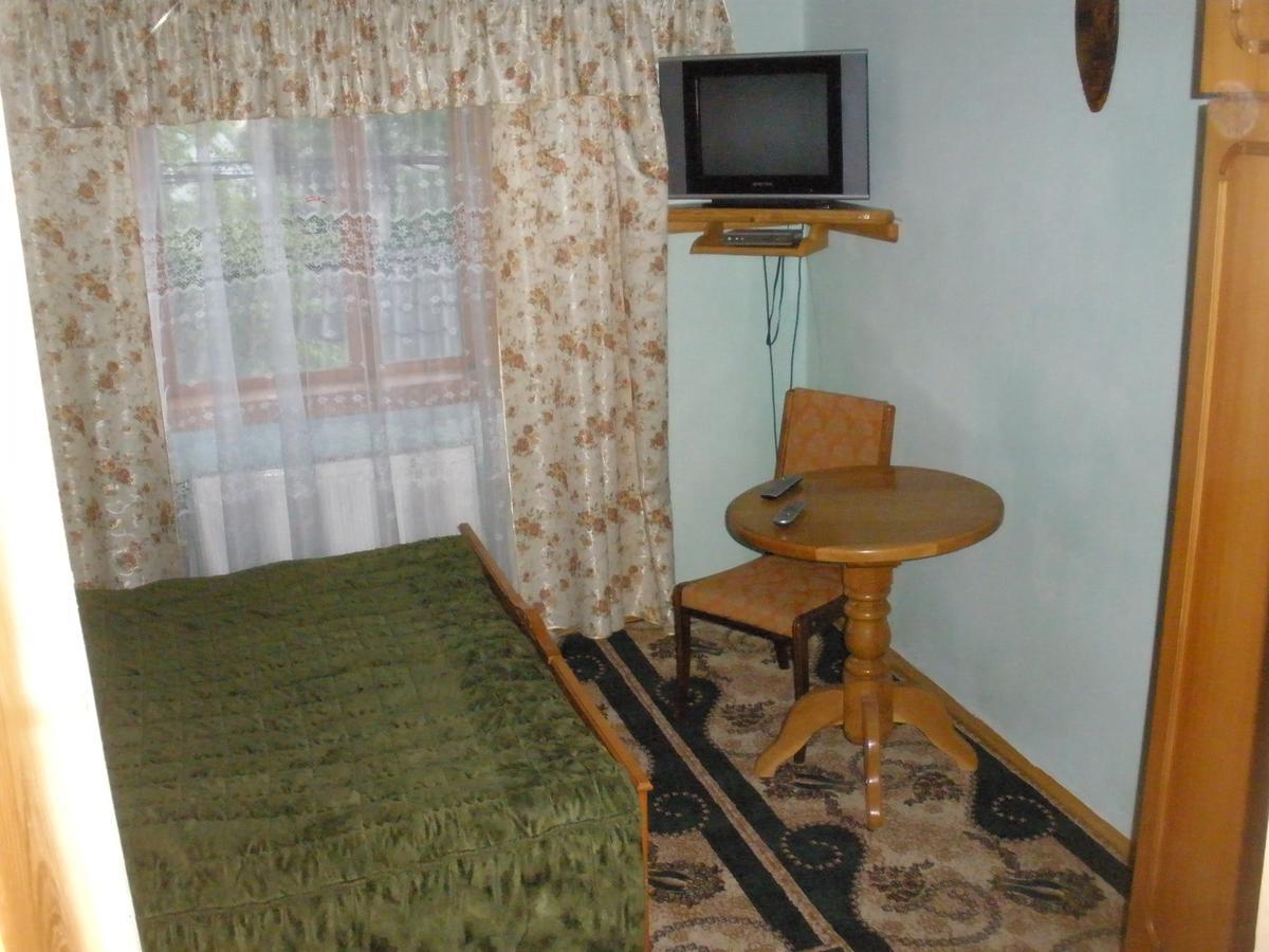 Вилла Shelter Pid Lypamy Микуличин Экстерьер фото